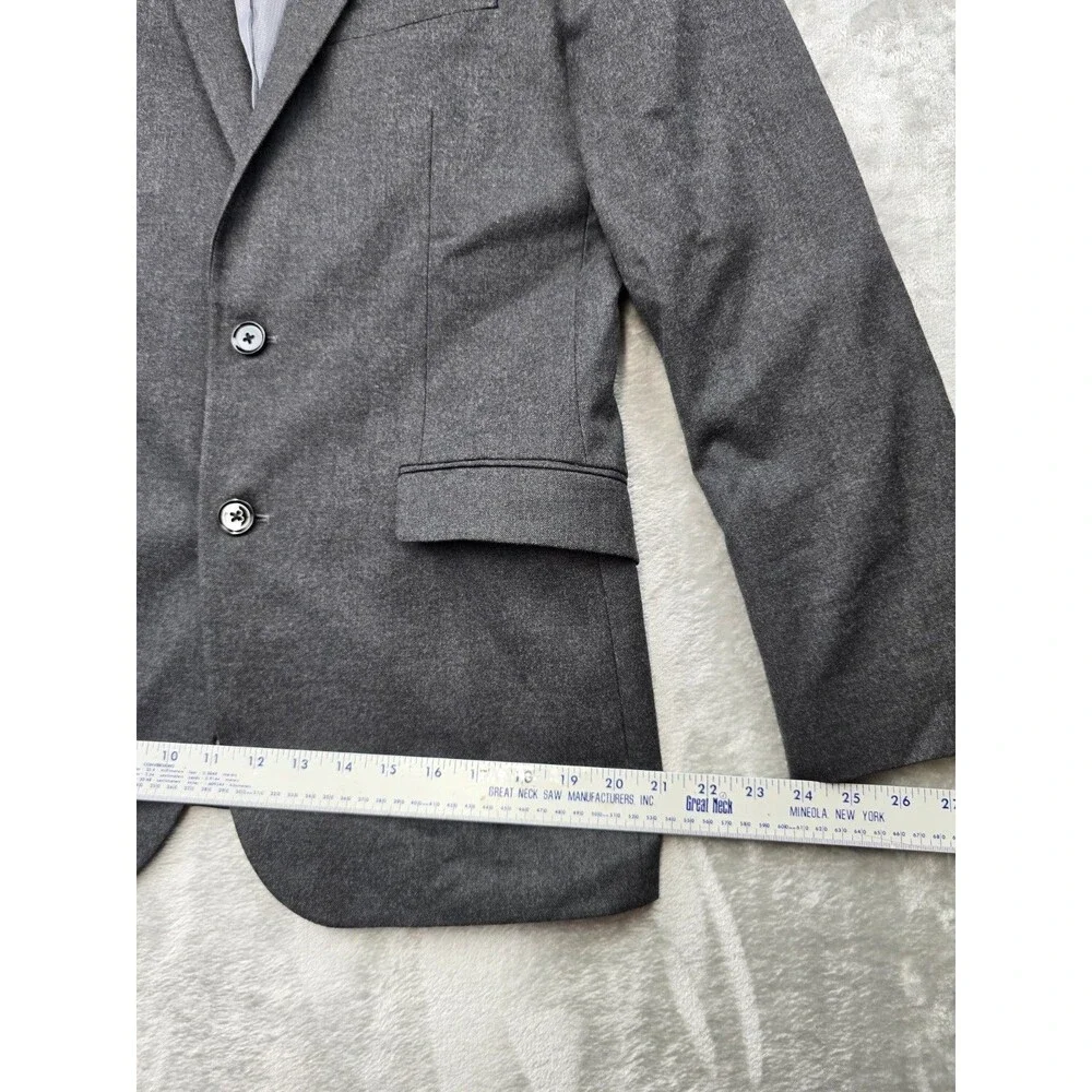 Express Men's Formal Gray Solid Blazer — Size 40R, 2-Button with Pockets.